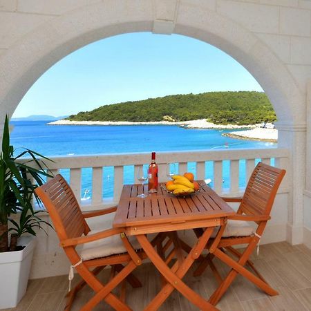 Villa Stonehouse มิลนา ภายนอก รูปภาพ